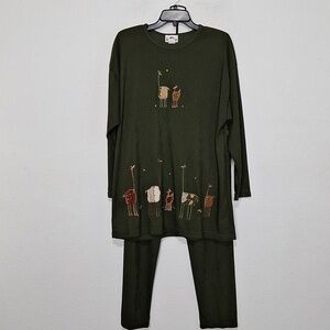 Super Line Vintage Green Grandmacore Animal Print Top and Pants Set One Size